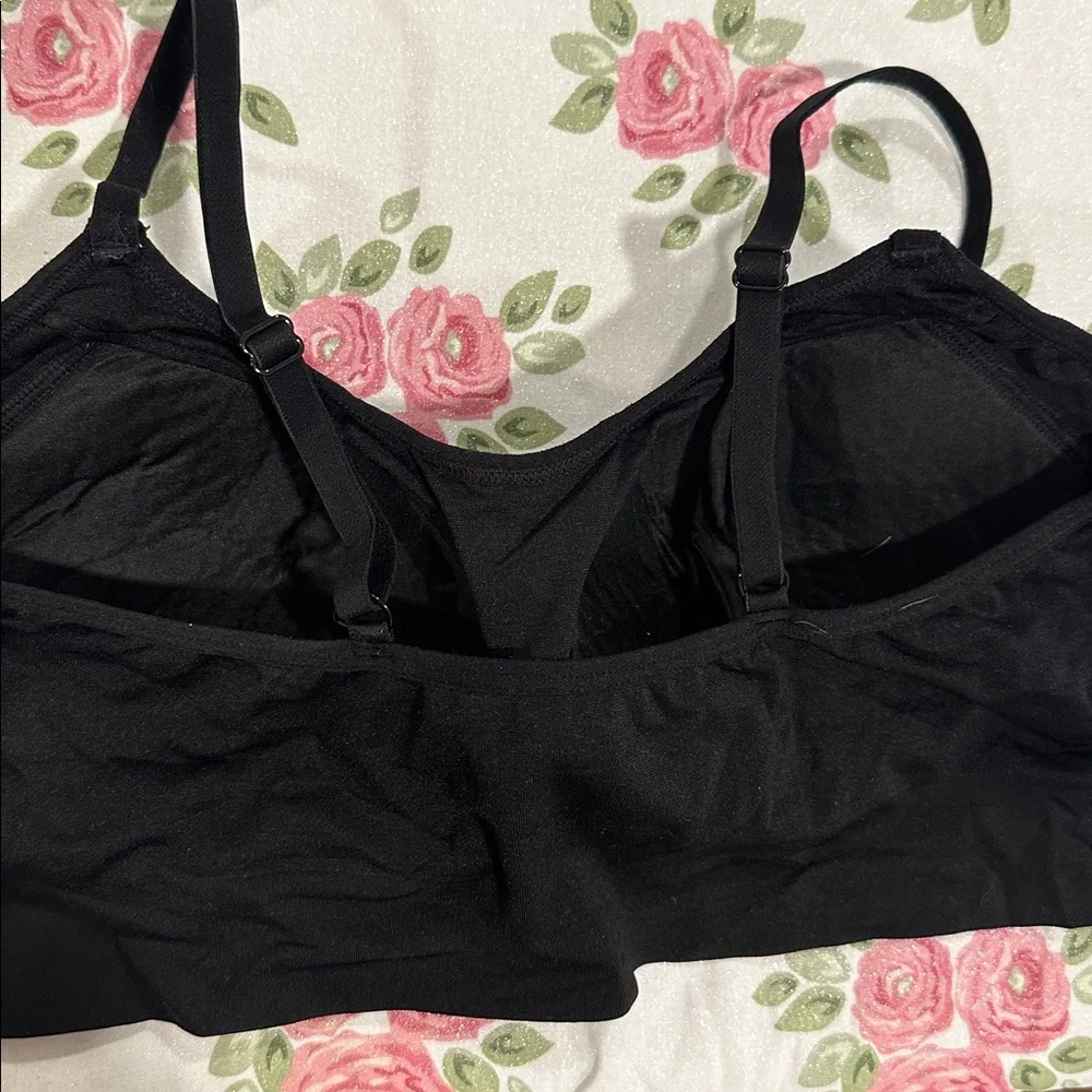 Gilligan OMalley Bralette‎ Bra Sz Medium Black Wireless Lined  Pullover Seamless